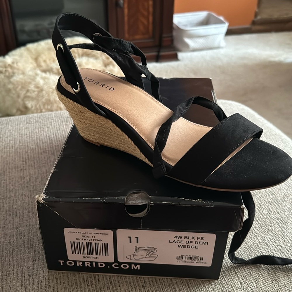 Lace up wedge